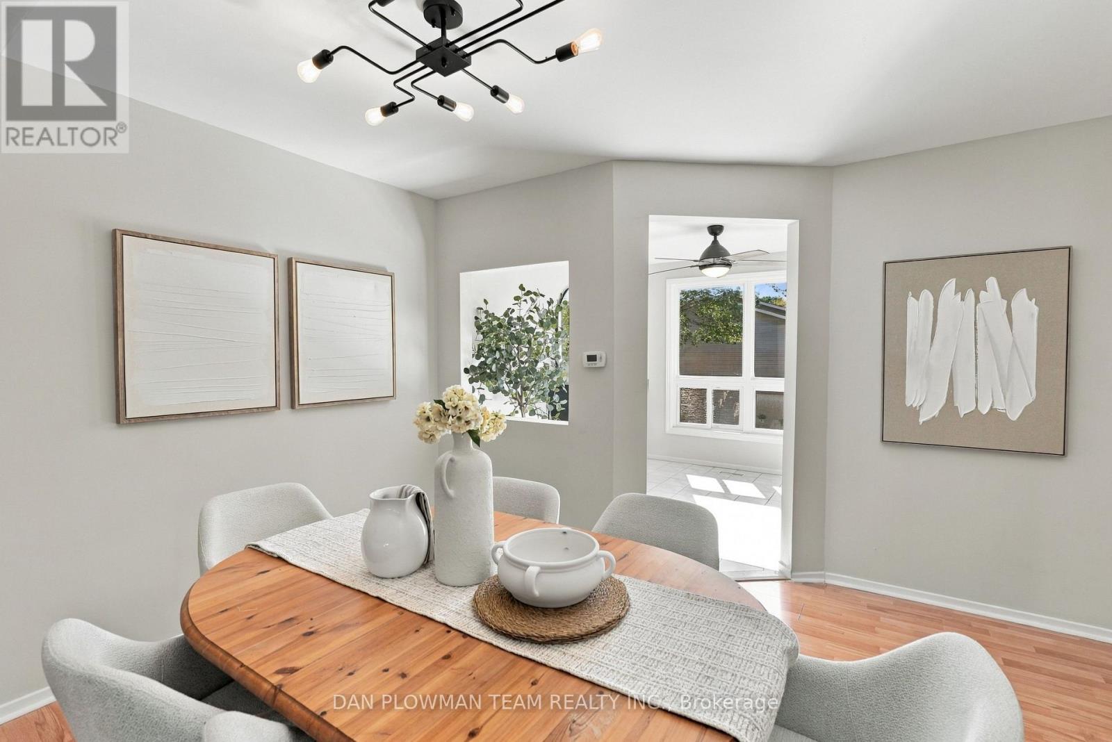 #81 1133 RITSON ROAD N - 12