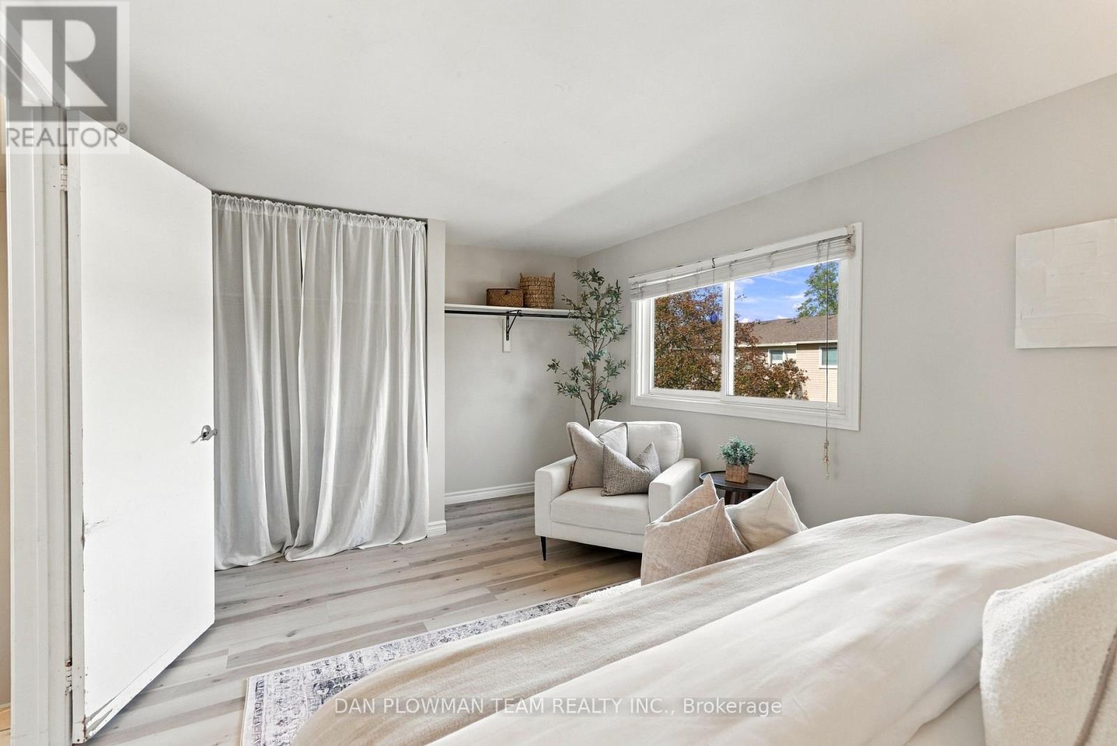 #81 1133 RITSON ROAD N - Image 20