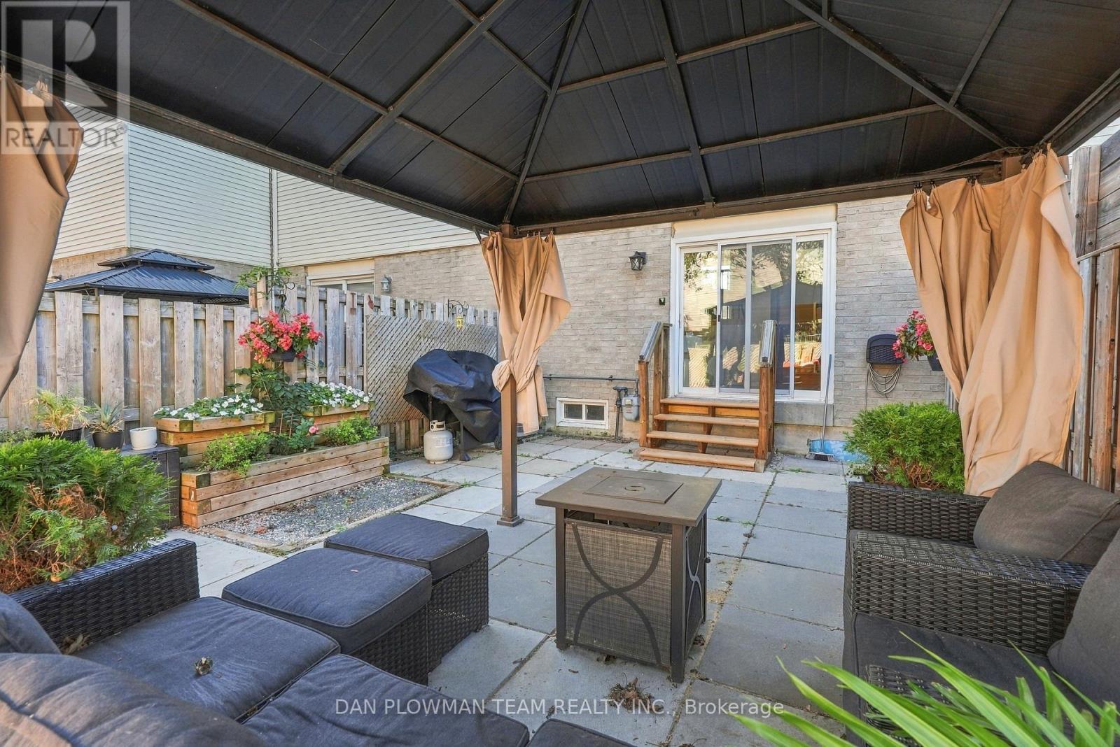 #81 1133 RITSON ROAD N - Image 30