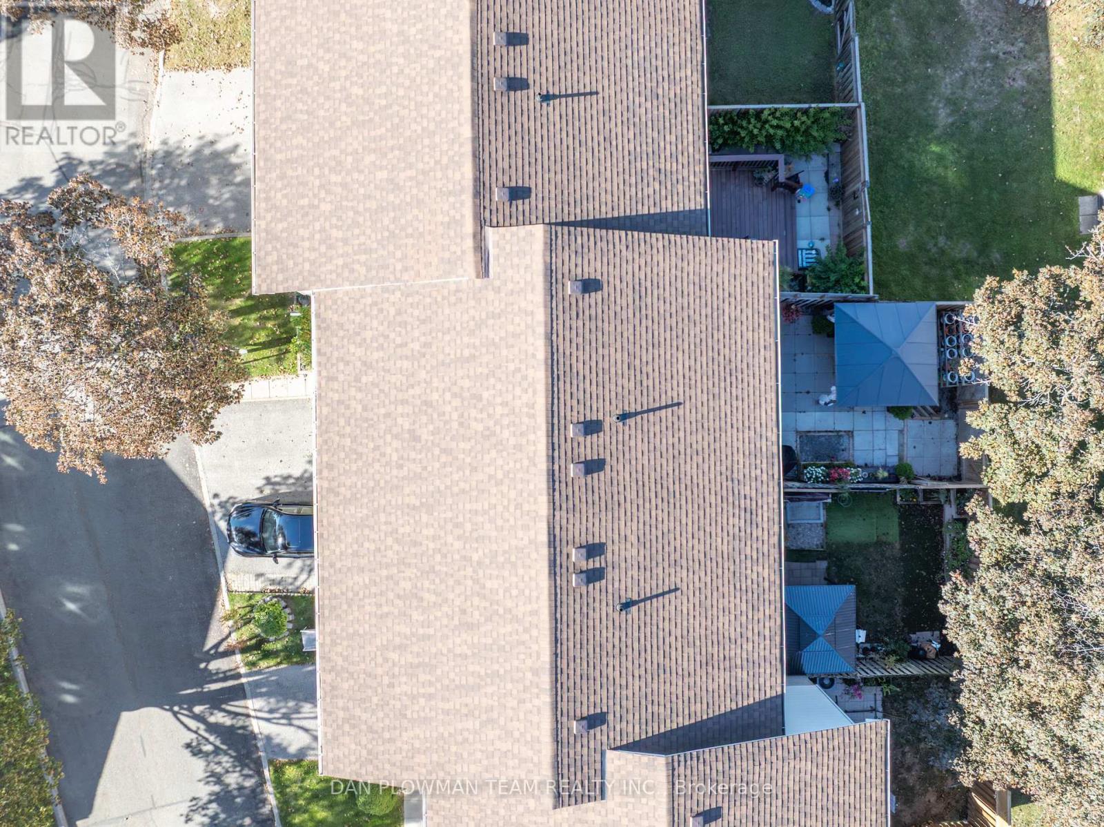 #81 1133 RITSON ROAD N - 35