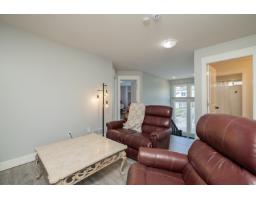 19670 68a Avenue, Langley, BC V2Y3H2 Photo 22