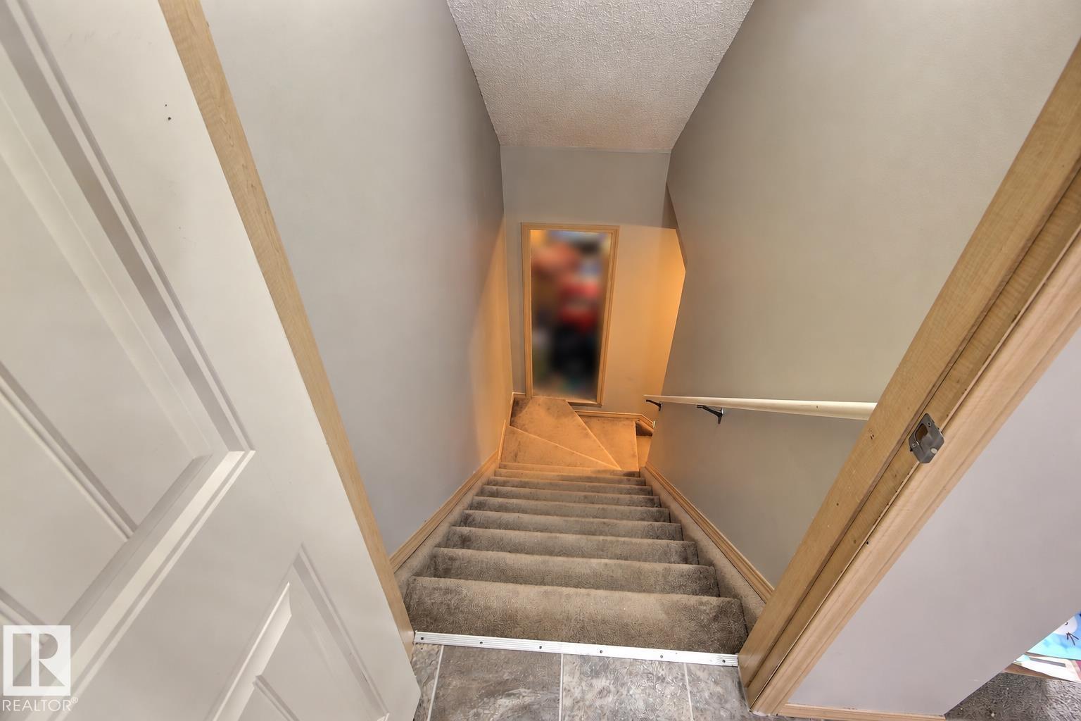 #16 604 62 ST SW - 13