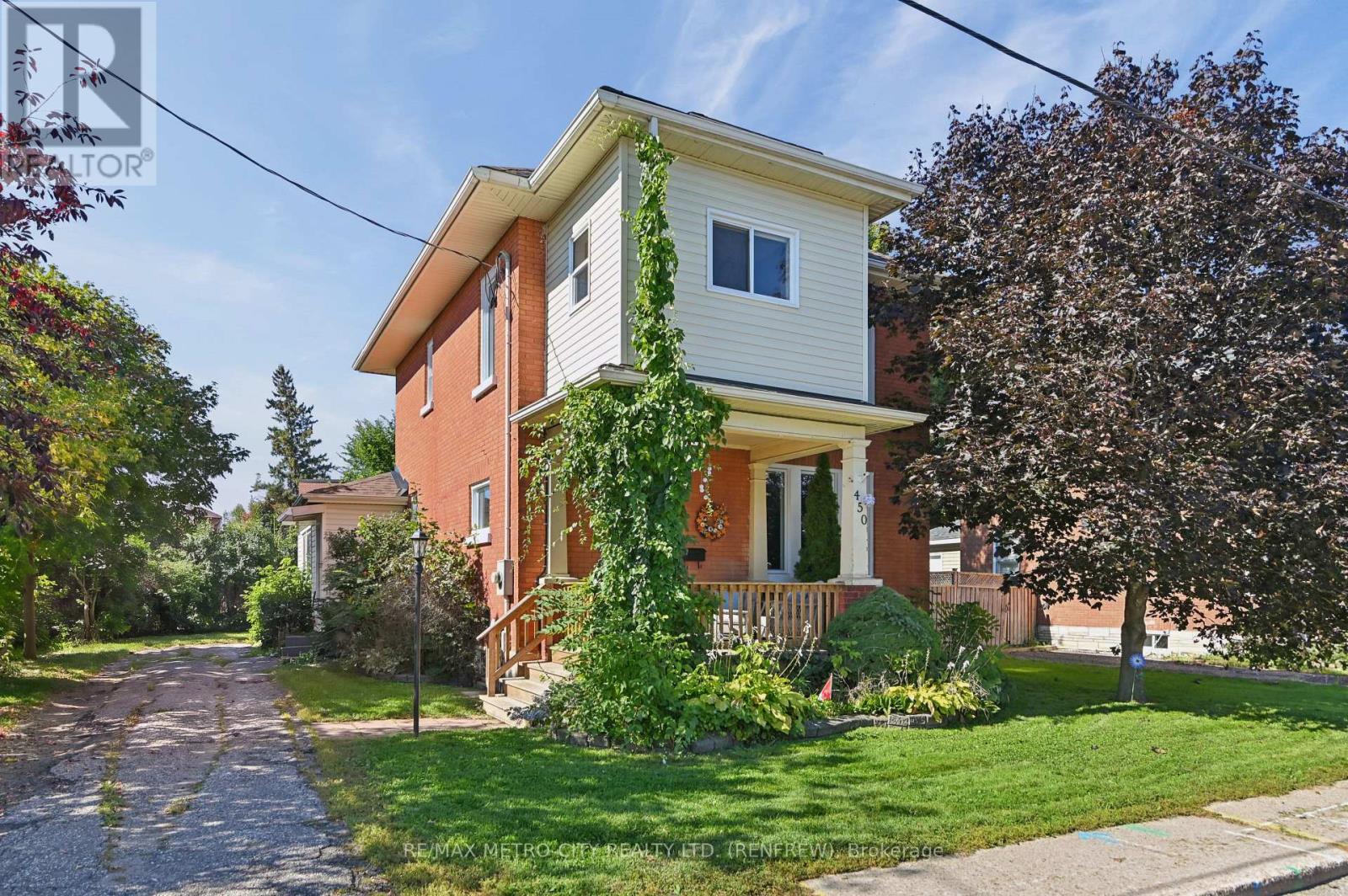 Property for sale at 450 BARR STREET