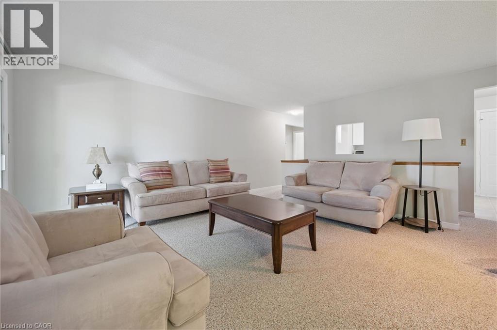 512 THORNDALE Drive, Waterloo — photo 8