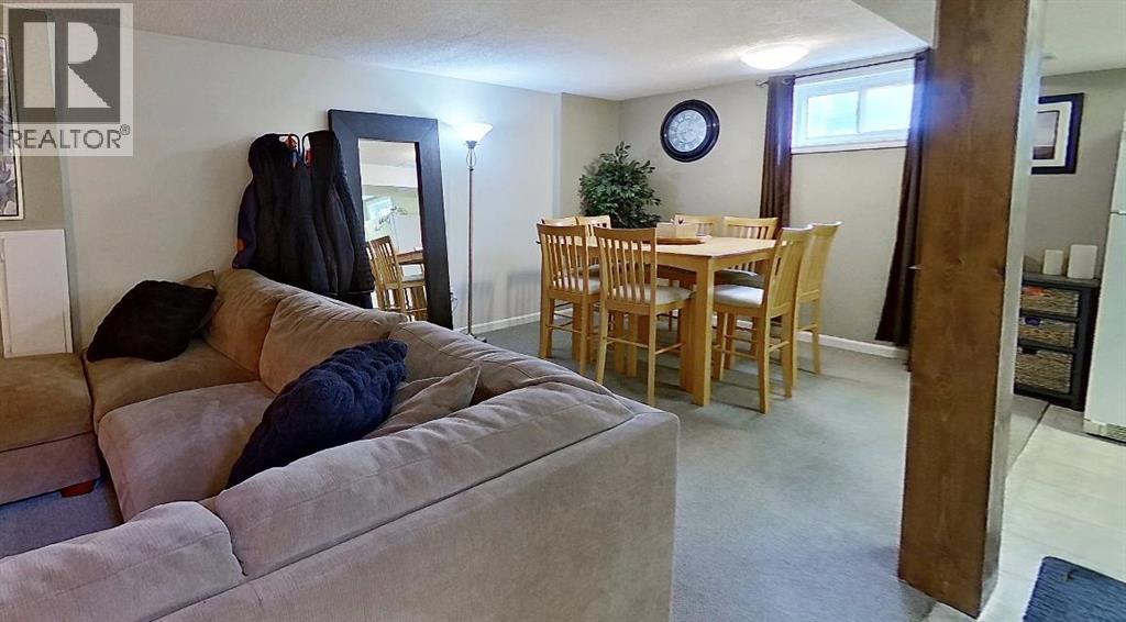 1051 8 Avenue NE - photo 20