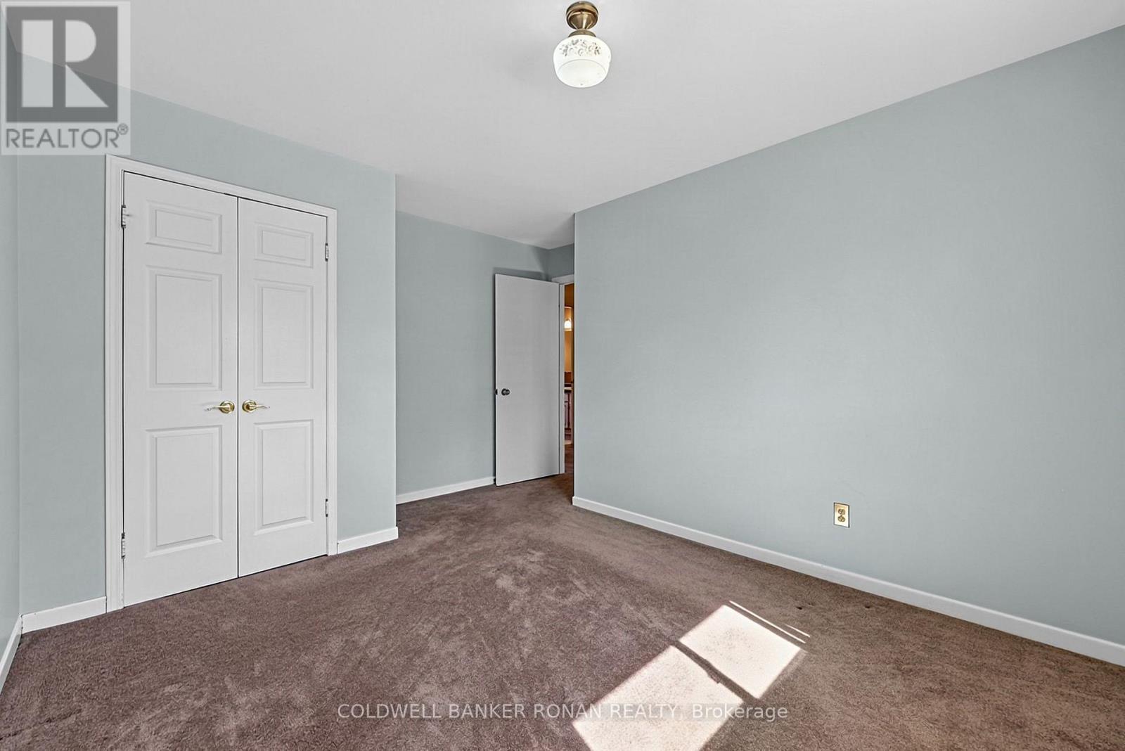 13 GROHAL DRIVE - Image 22