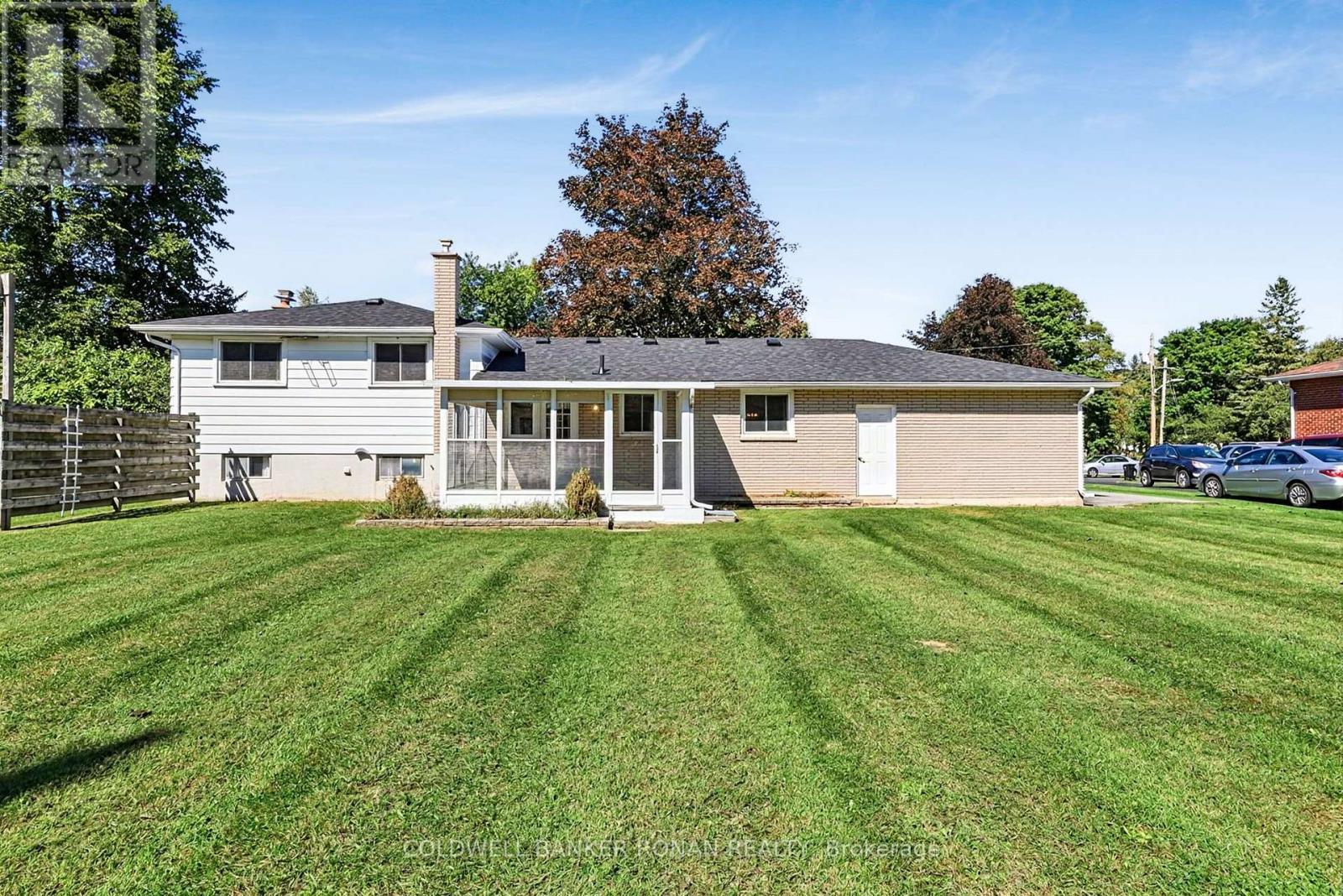13 GROHAL DRIVE - 29