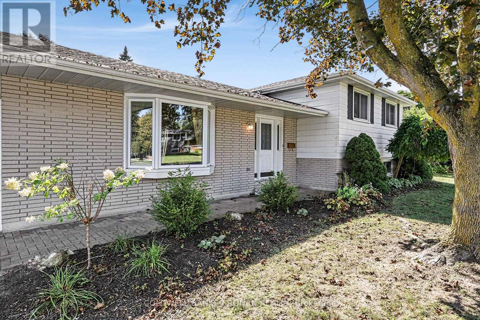 13 GROHAL DRIVE - 5