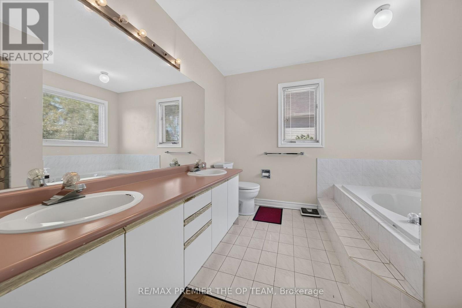 151 STELLICK AVENUE - Image 26