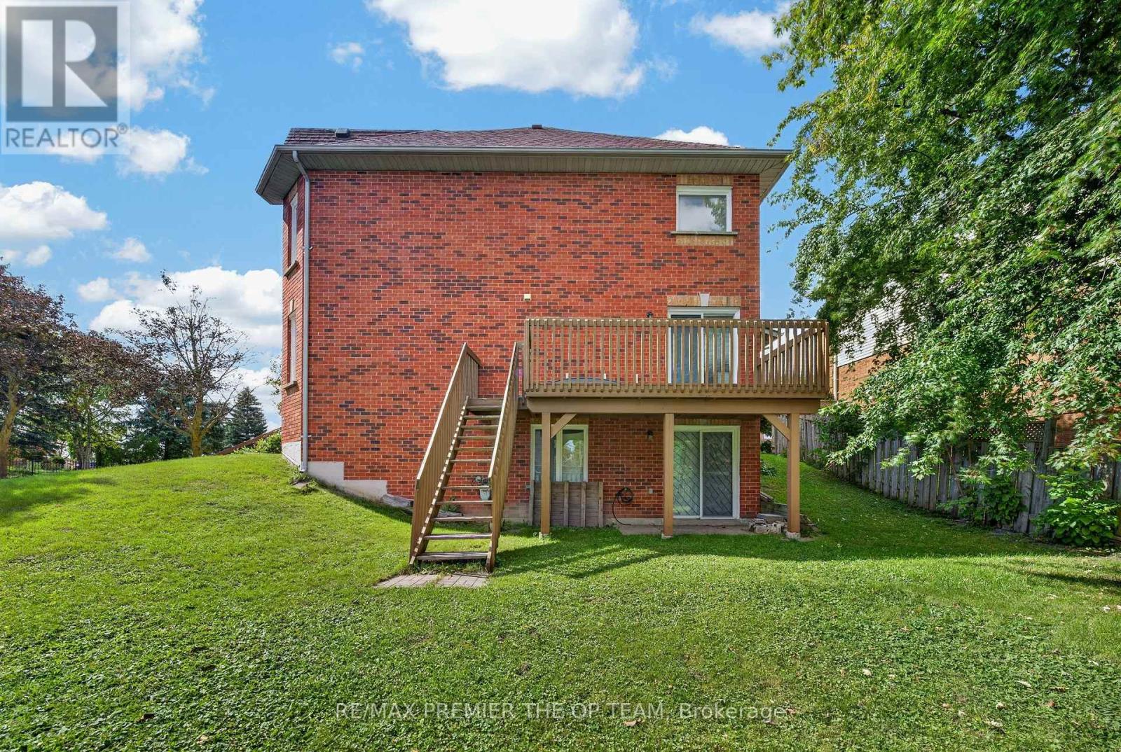 151 STELLICK AVENUE - 37