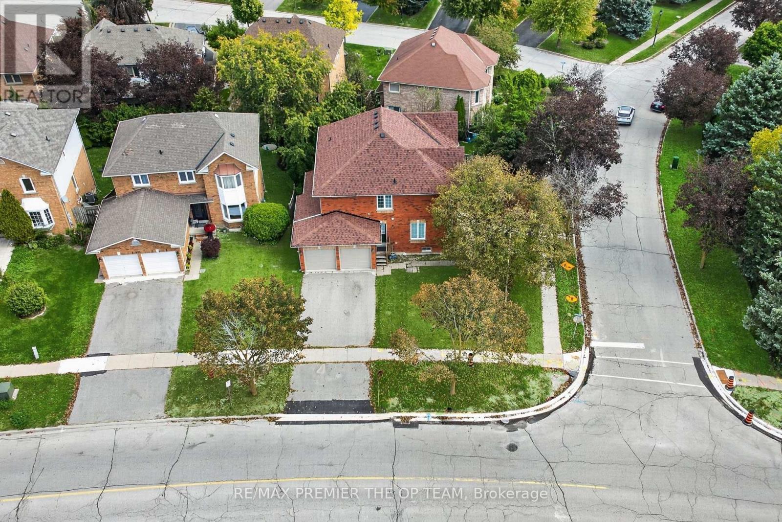 151 STELLICK AVENUE - Image 40