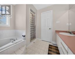 151 Stellick Avenue, Newmarket, ON L3X1T4 Photo 27