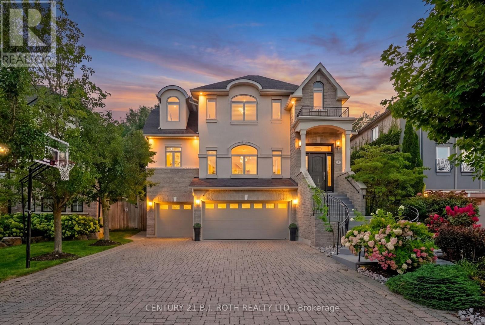Property for sale at 6 ORSI COURT