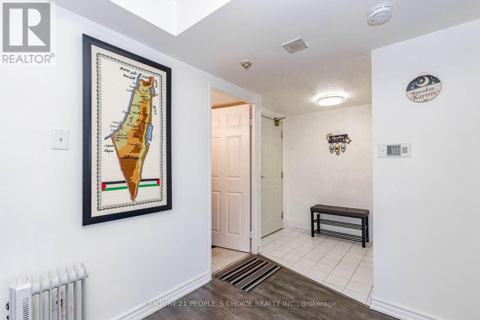 #1015 250 WEBB DRIVE - 11