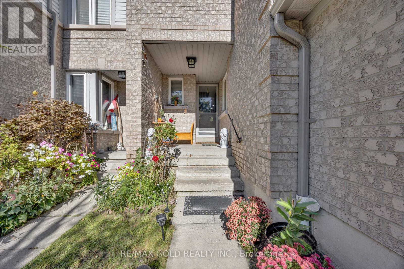 #75 2555 THOMAS STREET - 3