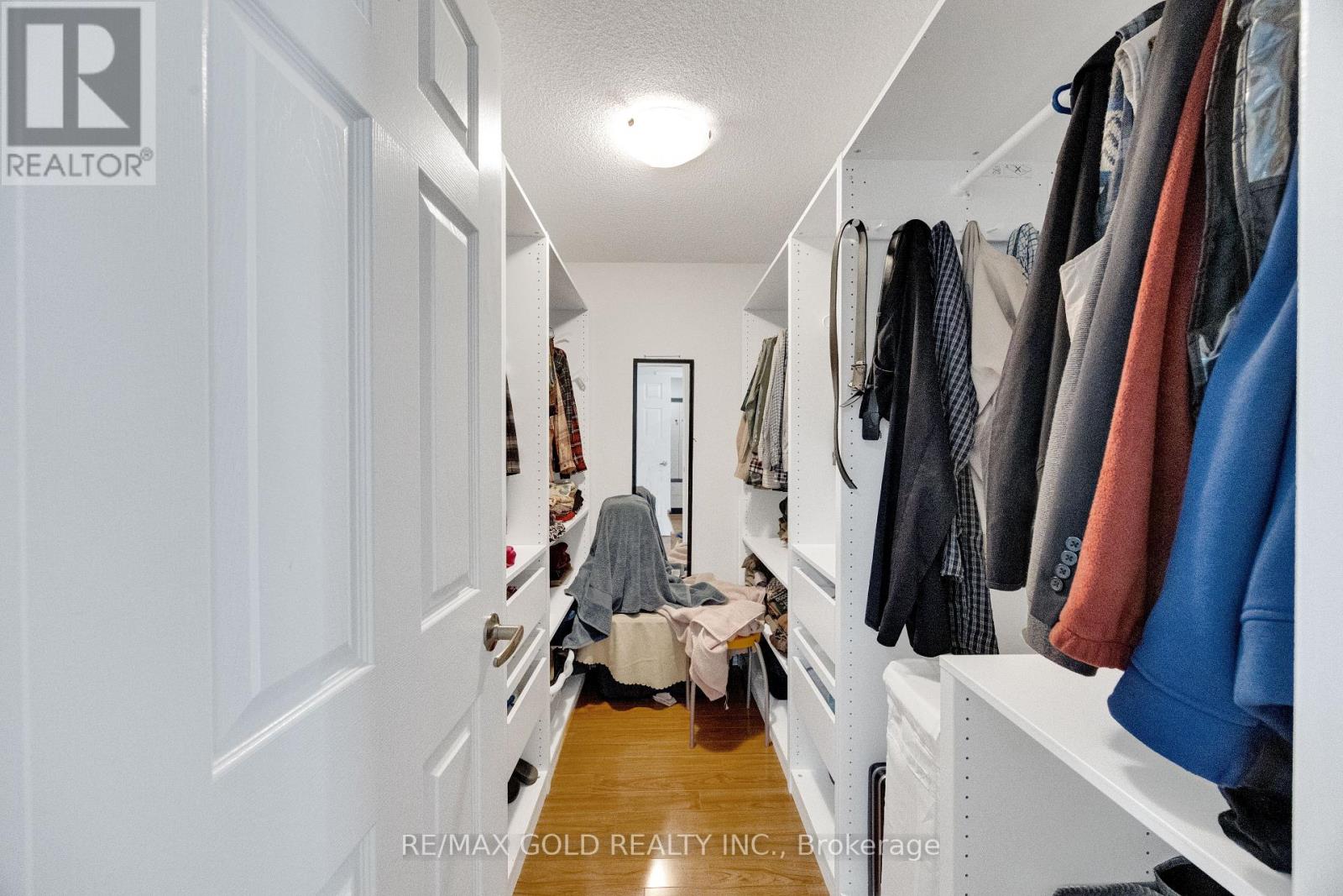 #75 2555 THOMAS STREET - Image 31