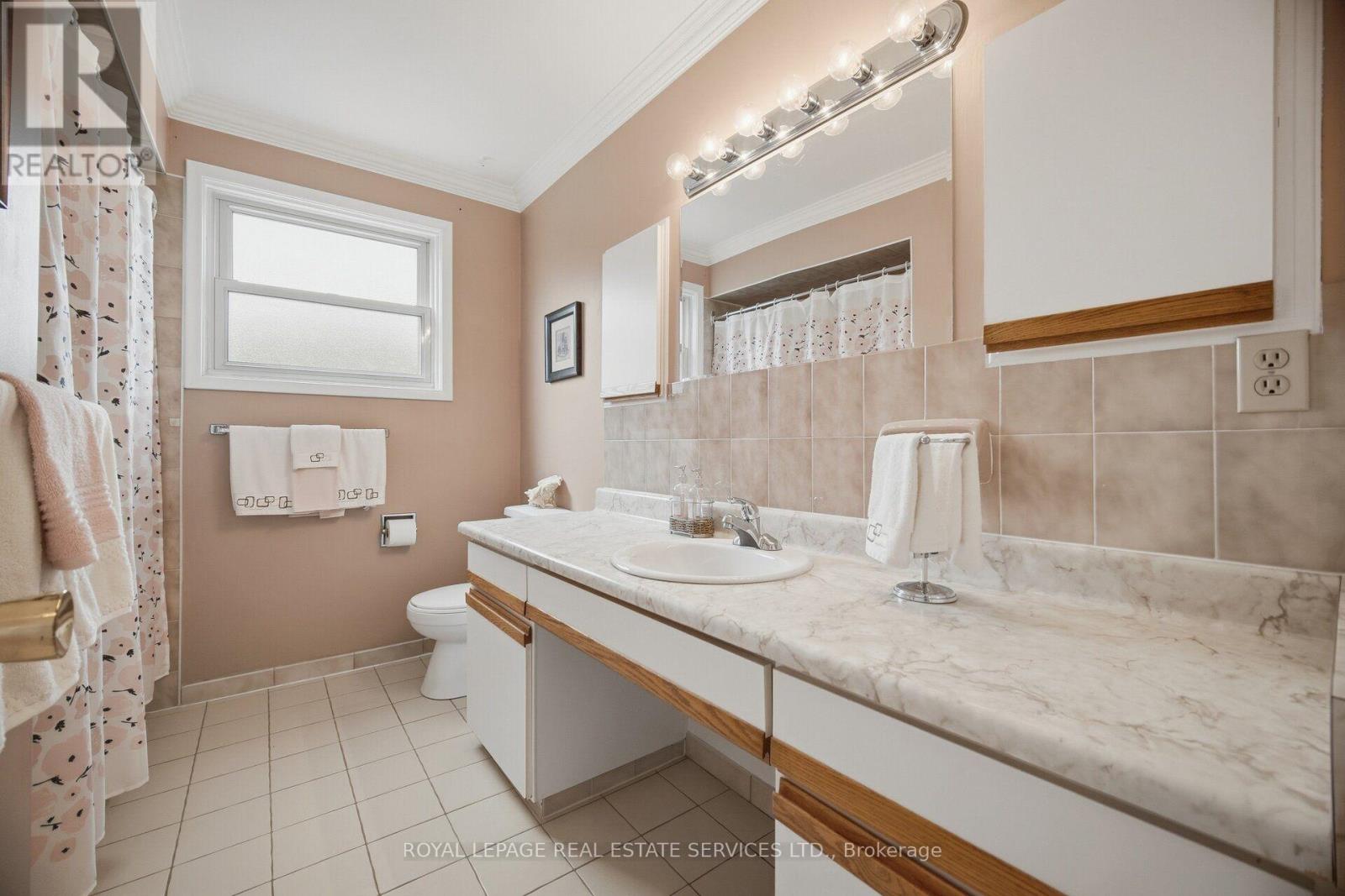 1434 THORNDYKE CRESCENT - Image 26
