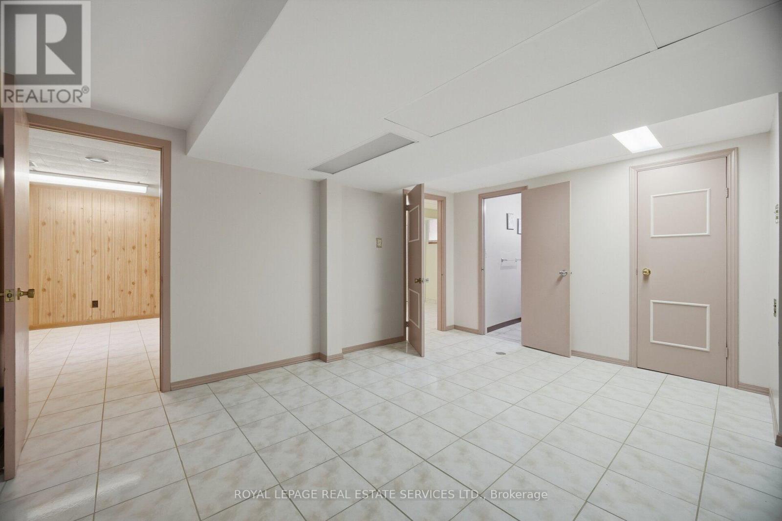 1434 THORNDYKE CRESCENT - Image 34