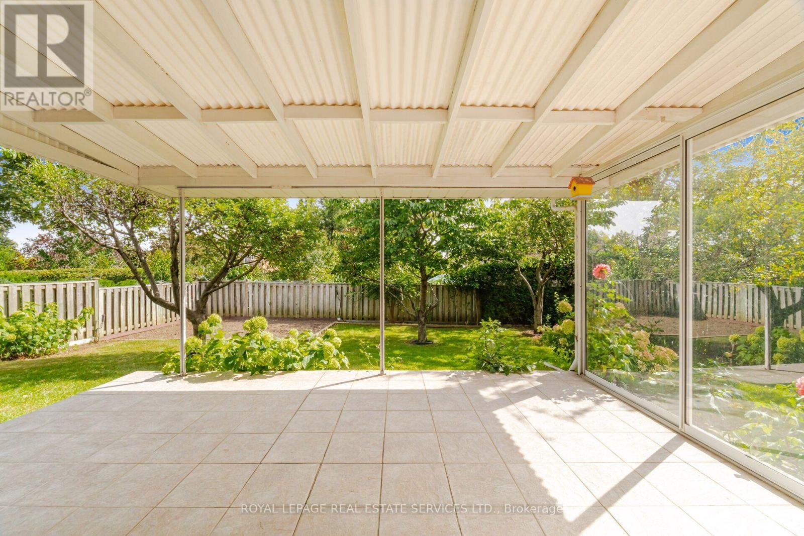 1434 THORNDYKE CRESCENT - Image 39