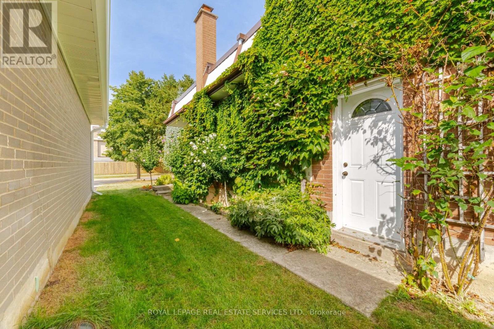 1434 THORNDYKE CRESCENT - Image 45