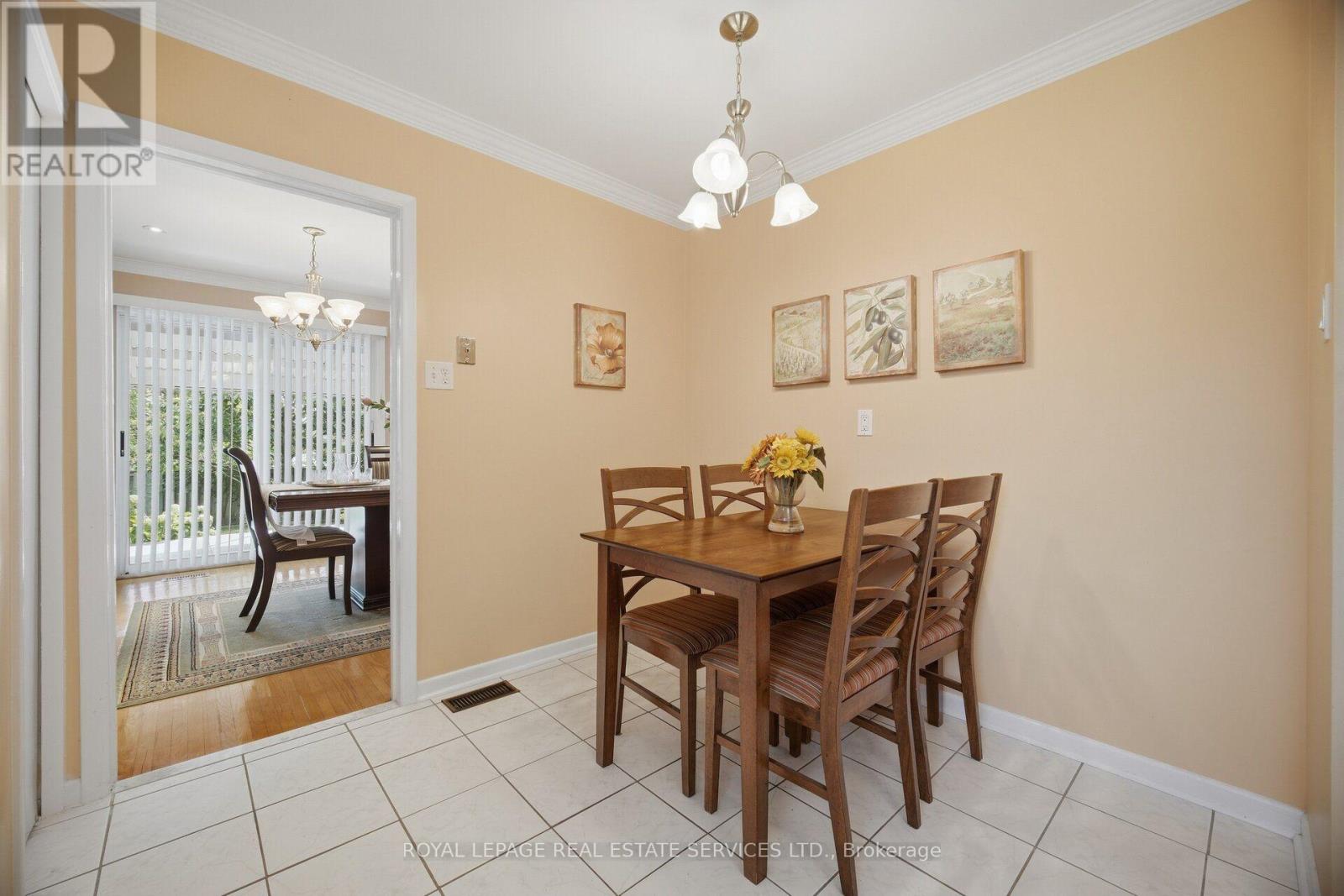 1434 THORNDYKE CRESCENT - 9