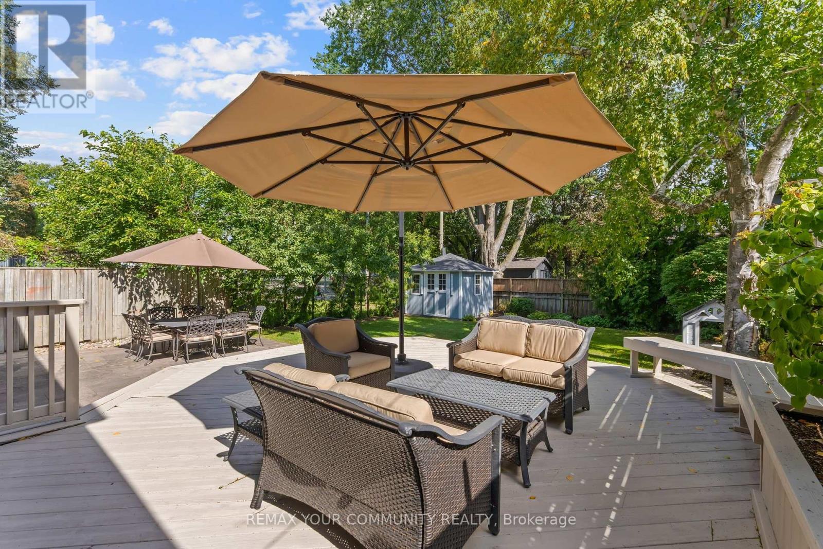 189 PRINCE EDWARD DRIVE S - 40