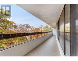 608 - 80 Quebec Avenue, Toronto, ON M6P4B7 Photo 18