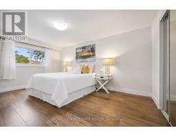 3325 Strabane Drive, Mississauga, ON L5C1W9 Photo 17