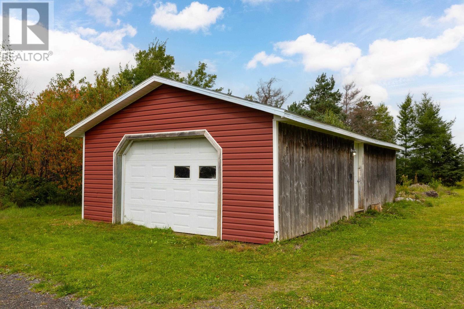 8090 St. Peters Road - 26