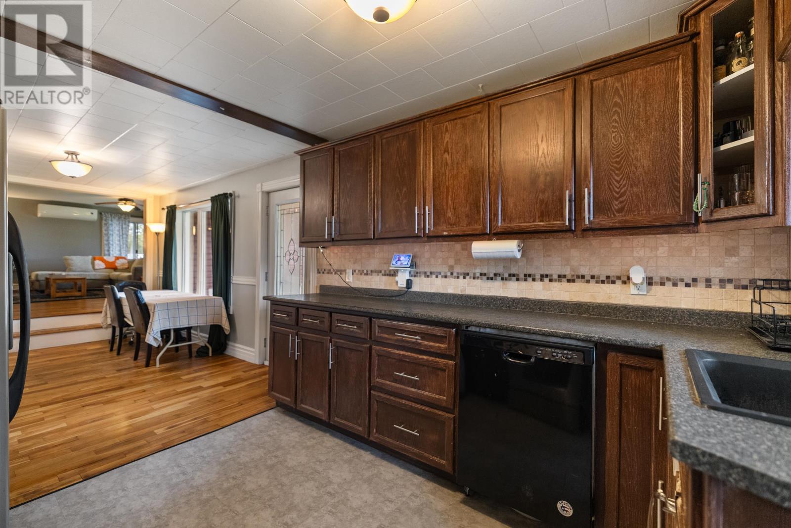 8090 St. Peters Road - 4