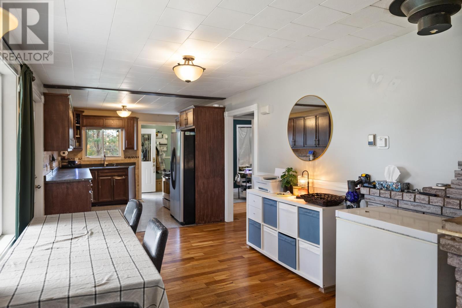 8090 St. Peters Road - 8