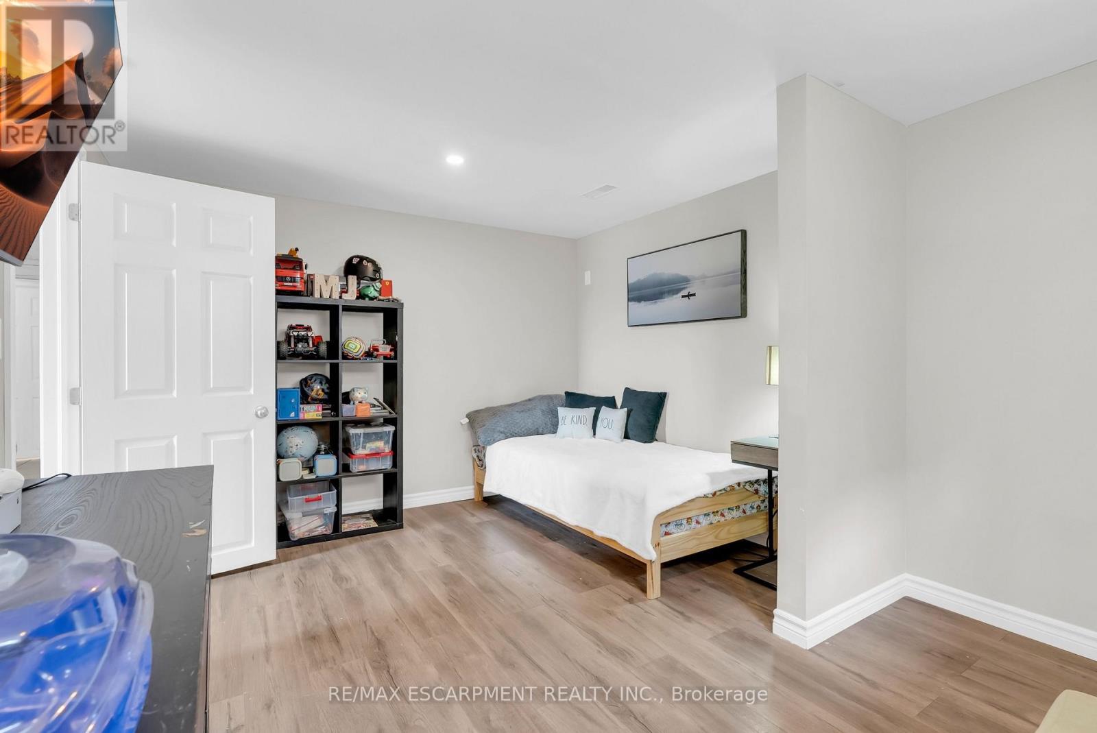 21 KIDD AVENUE - Image 24