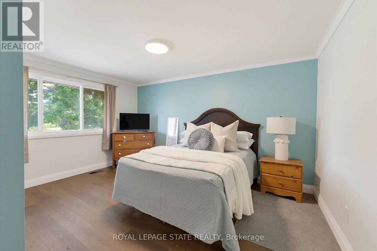 15 SENECA STREET S - 15