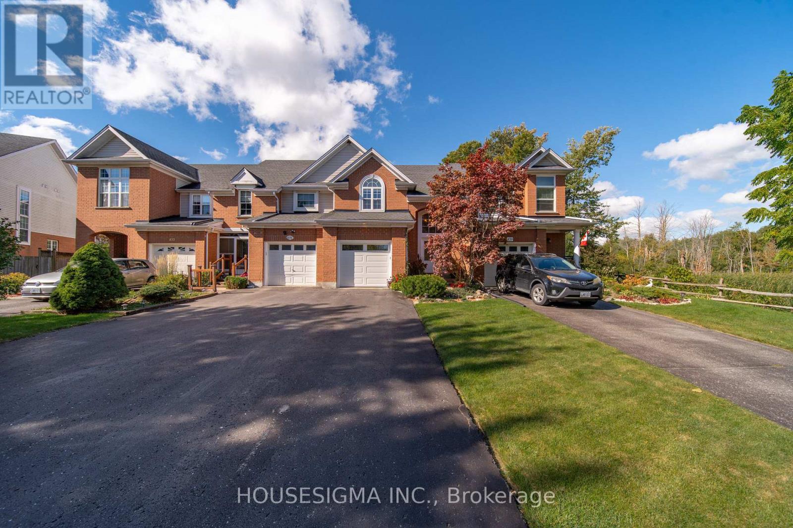 437 BEAVER CREEK ROAD — photo 2