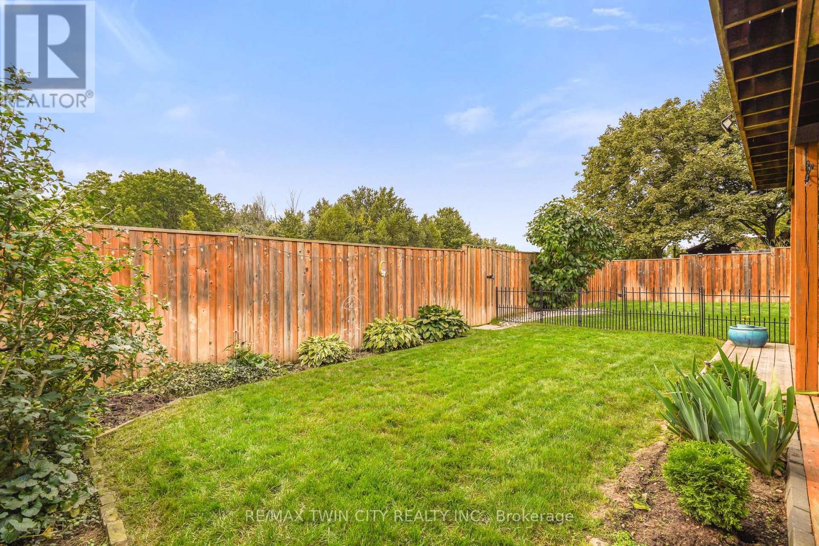 26 MACPHERSON DRIVE - Image 37