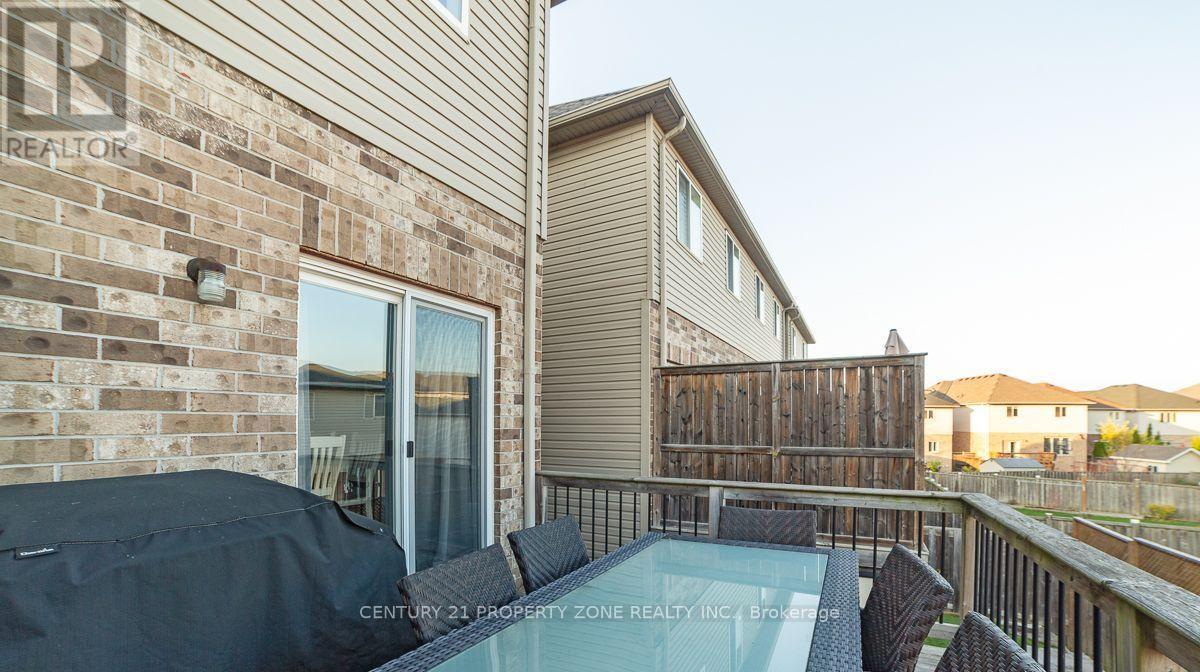 6 Atessa Drive — photo 33