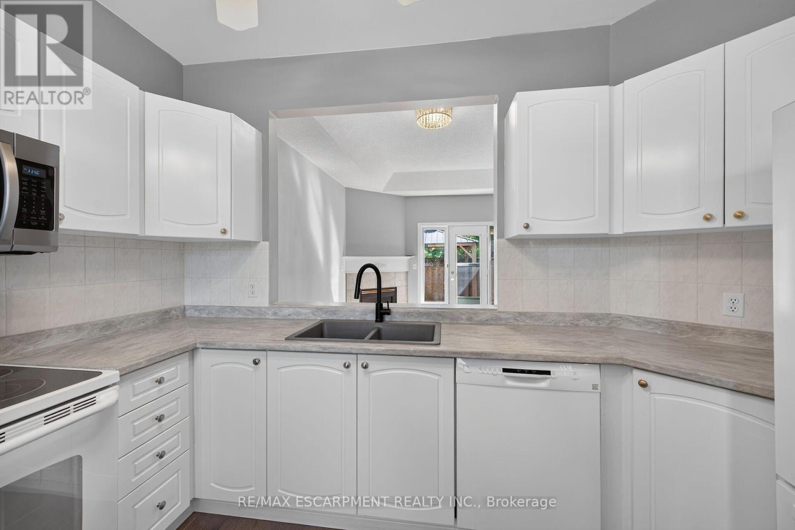 69 NATALIA AVENUE - 8