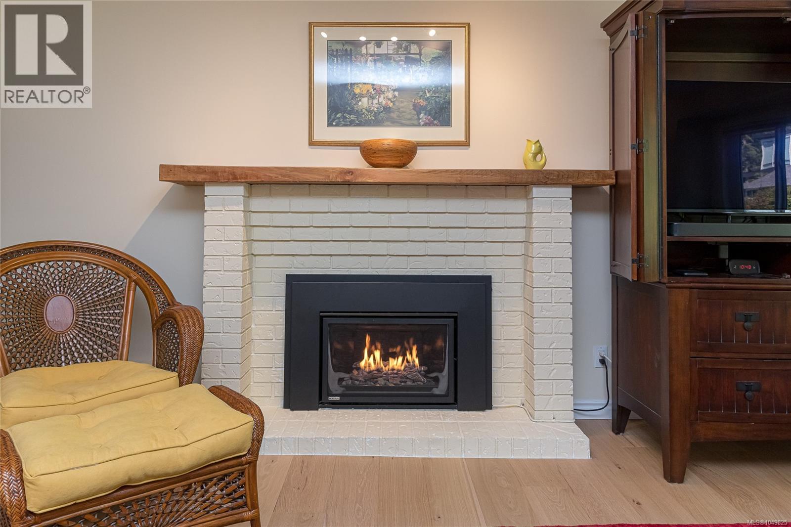  779 Menawood Place, Saanich