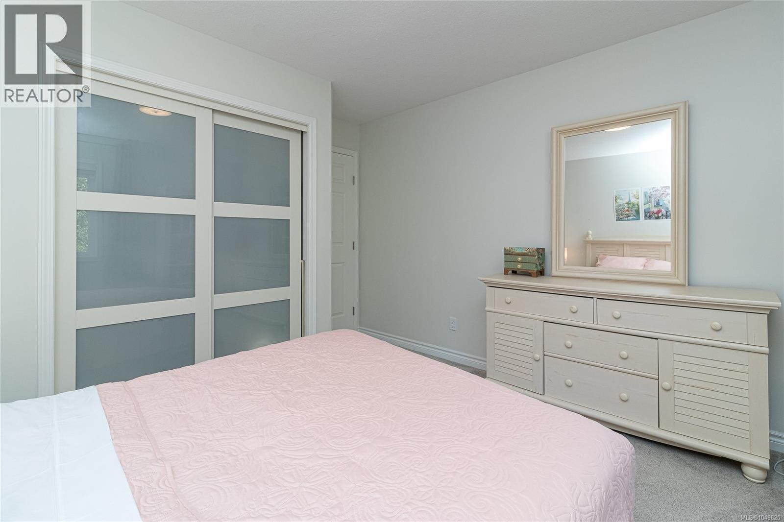  779 Menawood Place, Saanich