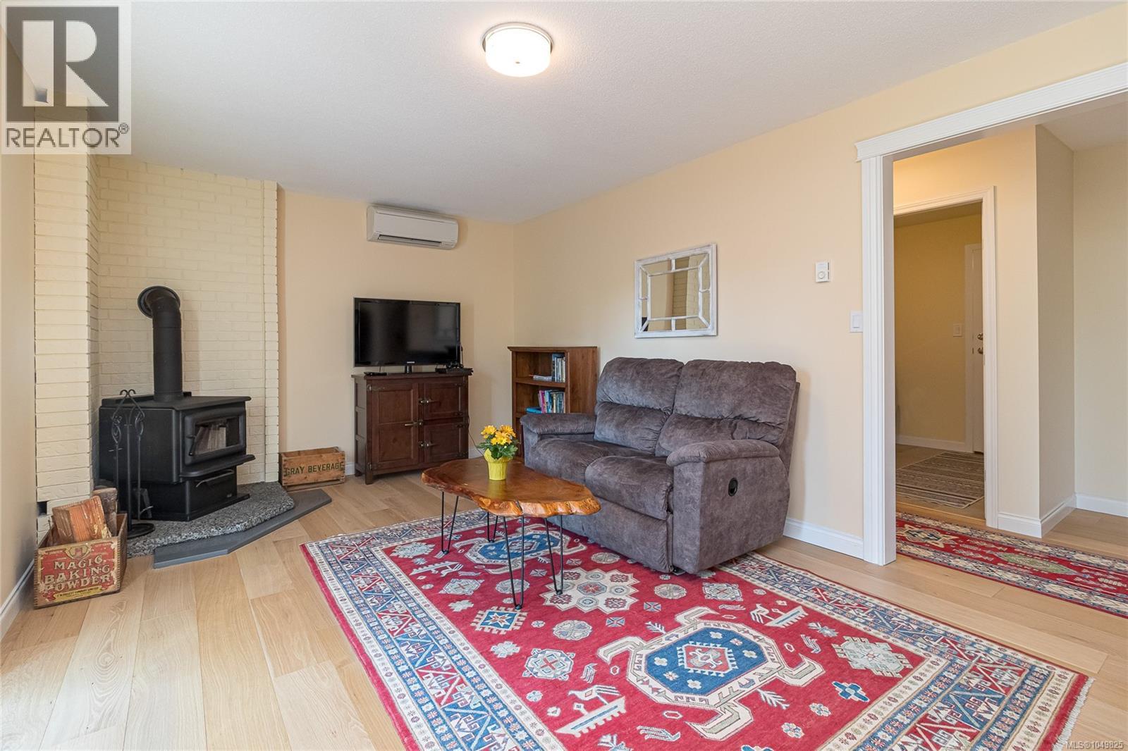 779 Menawood Pl - 33