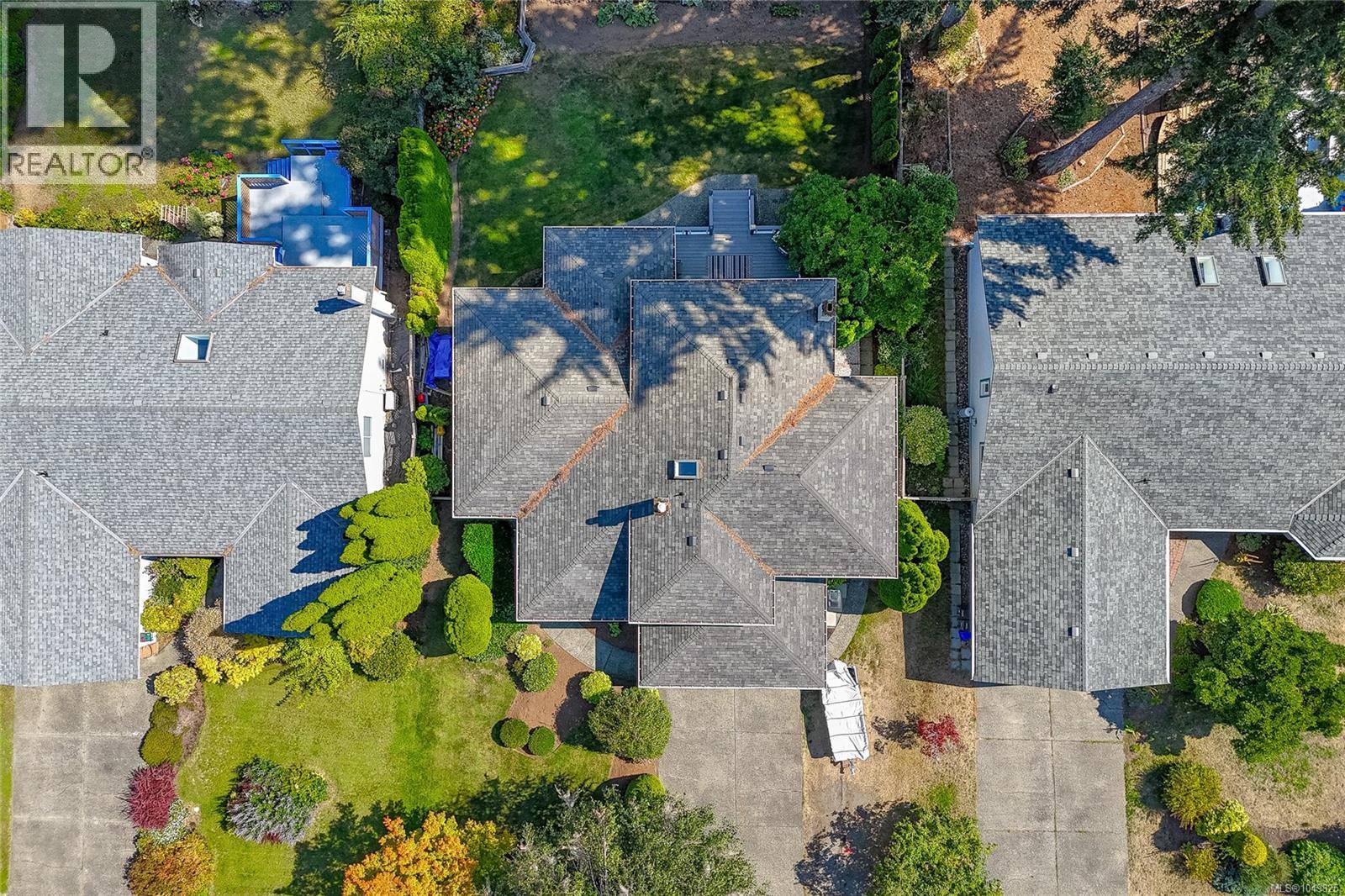  779 Menawood Place, Saanich