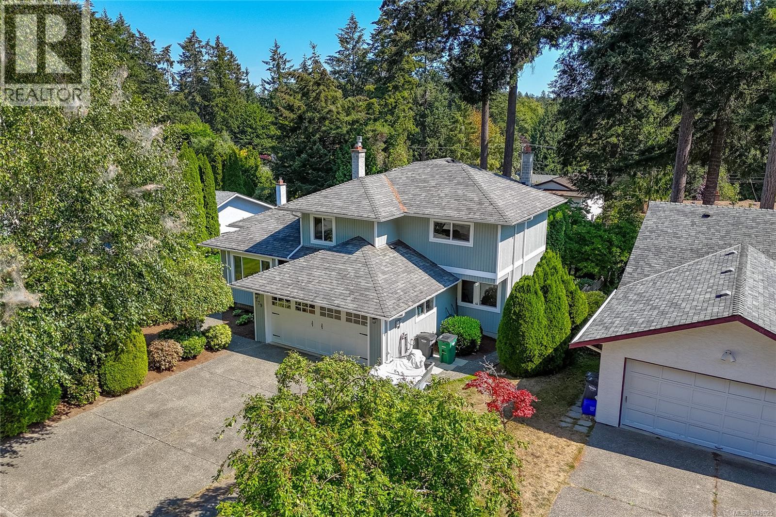 779 Menawood Place, Saanich