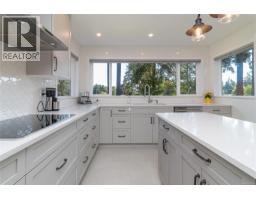 Storage - 779 Menawood Pl, Saanich, BC V8Y2Z7 Photo 10