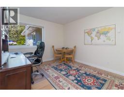 779 Menawood Pl, Saanich, BC V8Y2Z7 Photo 29