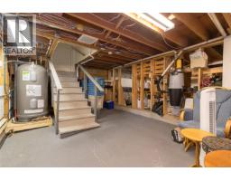 779 Menawood Pl, Saanich, BC V8Y2Z7 Photo 36