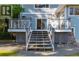 779 Menawood Pl, Saanich, BC V8Y2Z7 Photo 41
