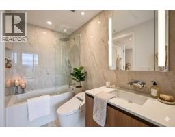 1304 135 E 13th Street, North Vancouver, BC V7L0J8 Photo 10