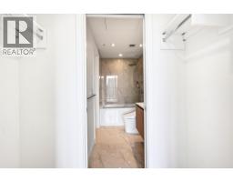1304 135 E 13th Street, North Vancouver, BC V7L0J8 Photo 26