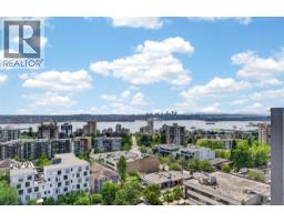 1304 135 E 13th Street, North Vancouver, BC V7L0J8 Photo 12