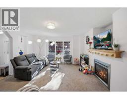 126 Copperfield Manor - photo 3